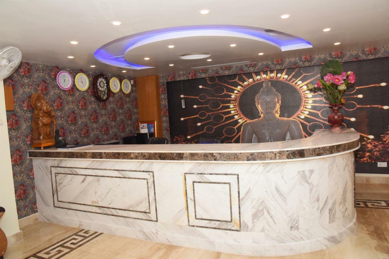 Hotel Anand International Bódhgaja Exteriér fotografie